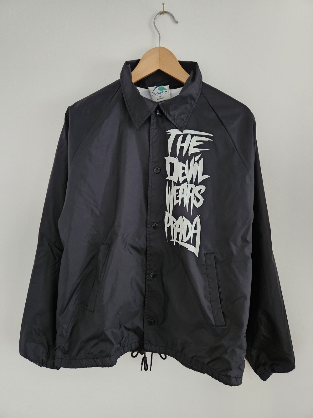 The Devil Wears Prada Black Graphic Coach Jacket Mens Medium Metalcore Band